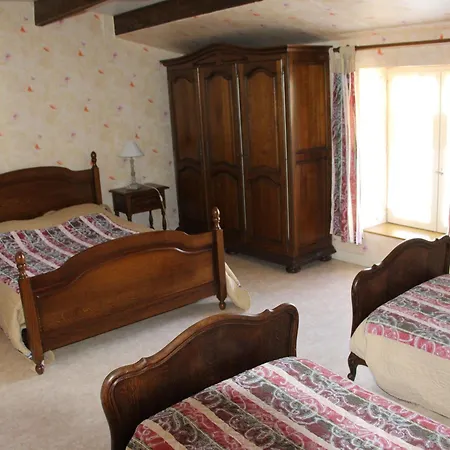 Holiday home Confortable A Avec Cheminee Et Terrasse - Fr-1-585-5 *