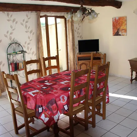 Country house Confortable A Avec Cheminee Et Terrasse - Fr-1-585-5